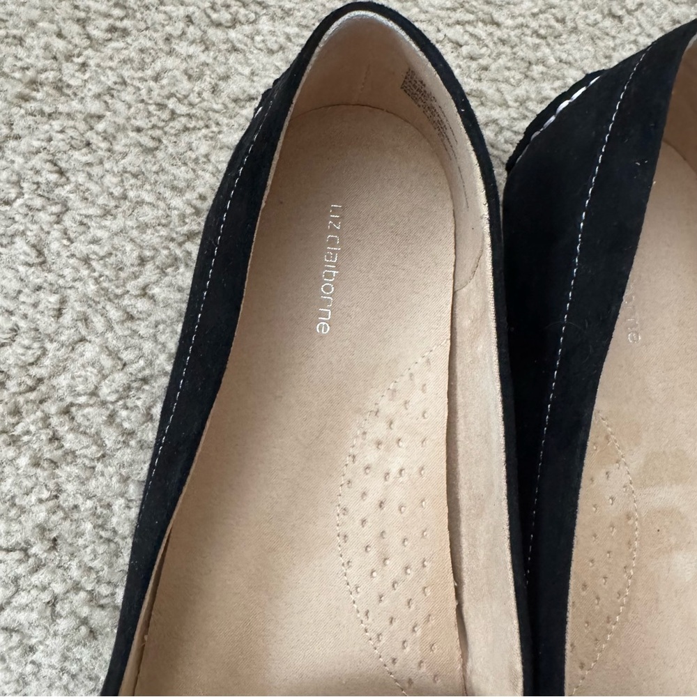 Liz Claiborne Black Loafers with Silver Accent - Picture 5 of 6